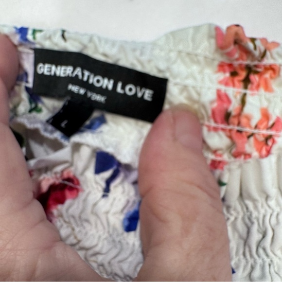 Generation Love Women’s Off The Shoulder Floral Cotton Top Size Large - Picture 3 of 9